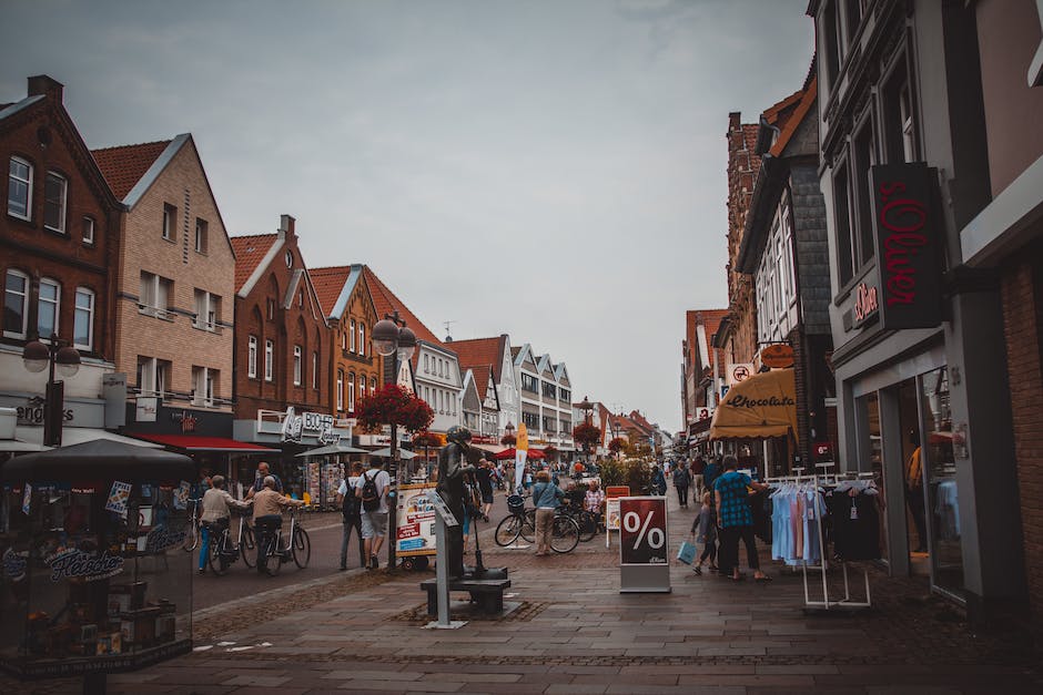 Geschäfte in Norddeich: Supermarkt, Bäckerei, Drogerie, Apotheke, Fischgeschäft